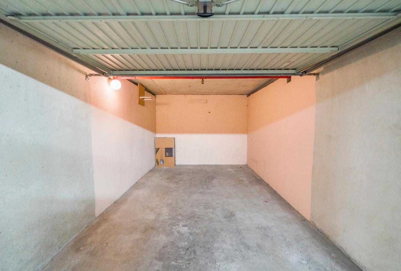 Trendy&zonnig Vlak Bij Zee Mét Parking Appartement Oostende